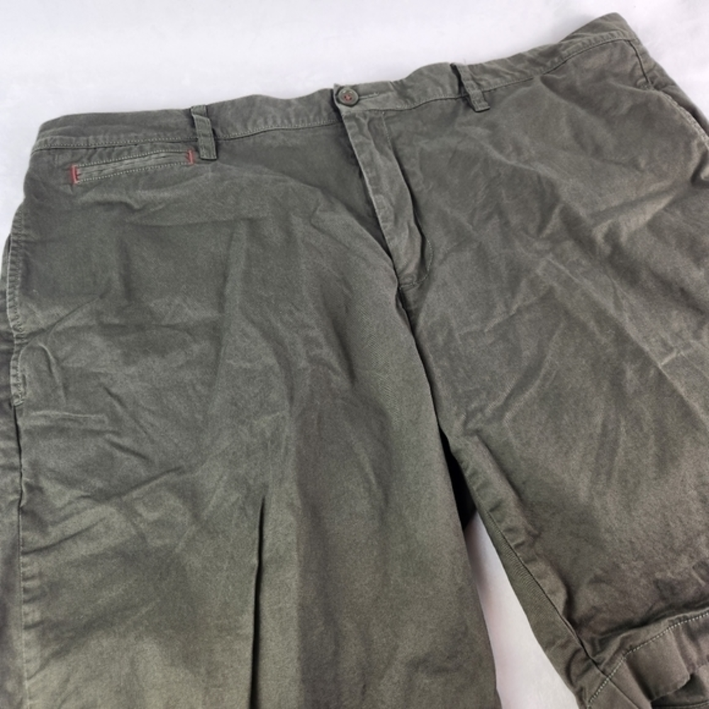 UNTUCKit‎ Chino Shorts Green Flat Front Pima Cotton Mens Size 42 Dark Green